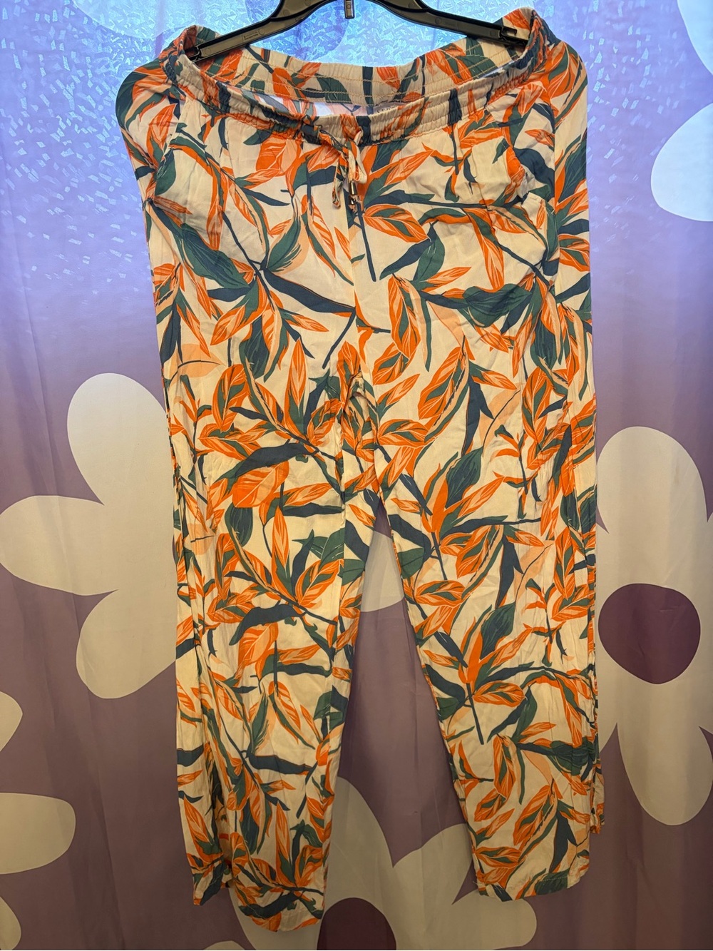 Serra Cream Wide-Leg Pants with Orange & Green Leaf Print